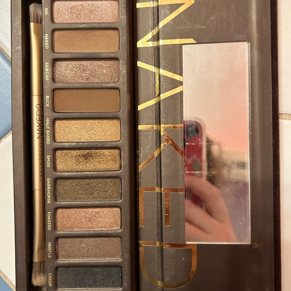SOLD - Set of 4 gently used Naked pallets INCL rare prince pallet! - Picture 6 of 6